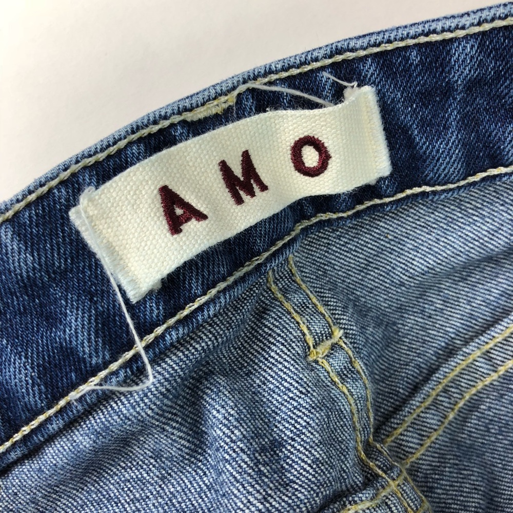 AMO Denim ‘Jane’ Kick Crop Jeans in Recess Wash - Picture 3 of 7